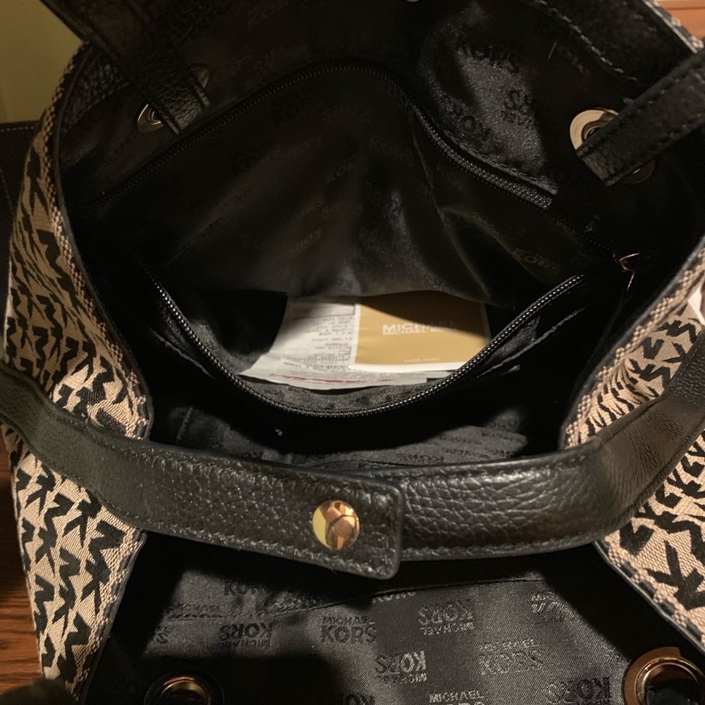 Michael Kors purse